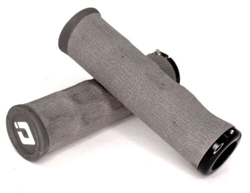 ODI Dread Lock Grips AIRE Graphite/Black MTB Sporting Goods > Cycling > Bicycle Components & Parts > Handlebar Grips, Tape & Pads Full Catalog ODI