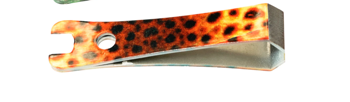 New Phase Fly Fishing Nippers w/ Cleaning Pin - Brown Trout Fly Fishing Accessories Full Catalog New Phase