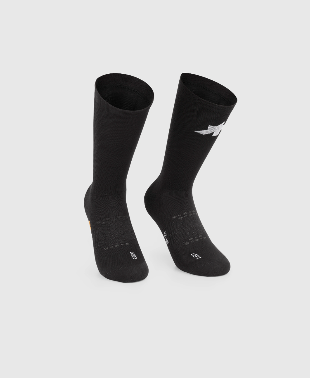 ASSOS RS Socks S11 - Black - Size 1 (39-42/6.5-9)